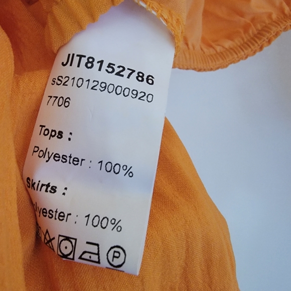 SHEIN Long sleeve ruffle croptop NWT Size 2 - Picture 6 of 7